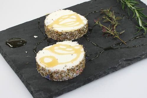 Recept: Grilani kozji Krem sir s medom